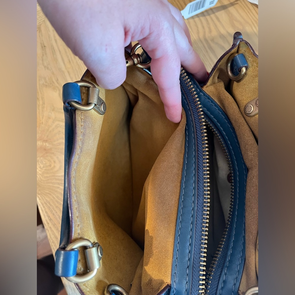 Coach Rogue 25 in blue/navy/denim ๐ฉต๐ - Picture 9 of 17